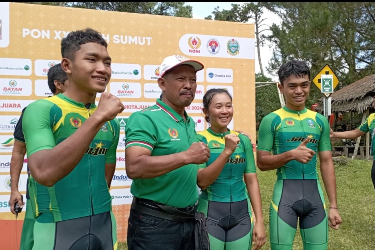  Kontingen Jawa Timur berhasil sabet medali emas di cabor balap sepeda gunung kategori XCR
PON Aceh-Sumut, yang digelar di Tahura, Berastagi, Sumut, Kamis (5/9/2024). 