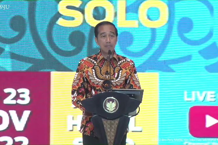 Presiden Joko Widodo saat membuka Munas HIPMI yang digelar di Solo, Jawa Tengah, Senin (21/11/2022).