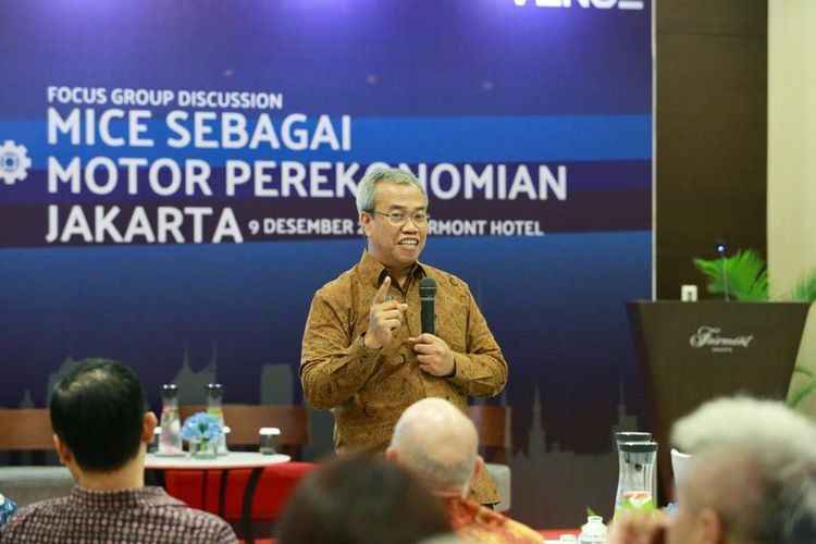 Staf Ahli Kemenparekraf Bidang Perekonomian dan Pengembangan Pariwisata Anang Sutono saat memberikan remark speech dalam acara Focus Group Discussion MICE Sebagai Motor Perekonomian Jakarta, Senin (9/12/2019).