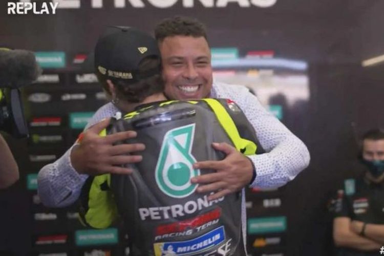 Valentino Rossi dan Ronaldo Luis Nazario de Lima