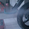 Kenali, Ini Penyebab Knalpot Motor Matik Mengeluarkan Asap Tebal