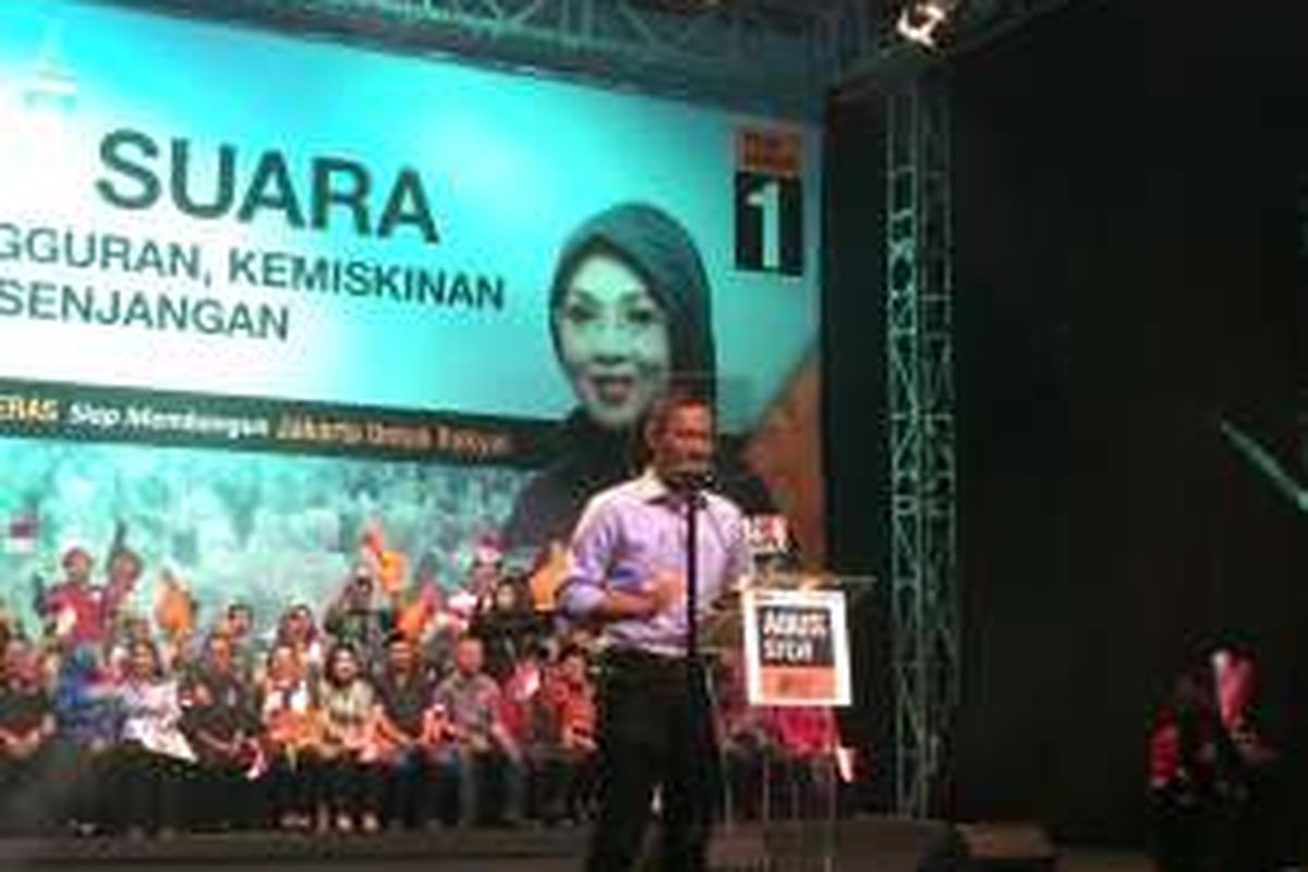 Cagub DKI Jakarta, Agus Harimurti Yudhoyono saat pidato politik di GOR Jakarta Utara, Minggu (13/11/2016).