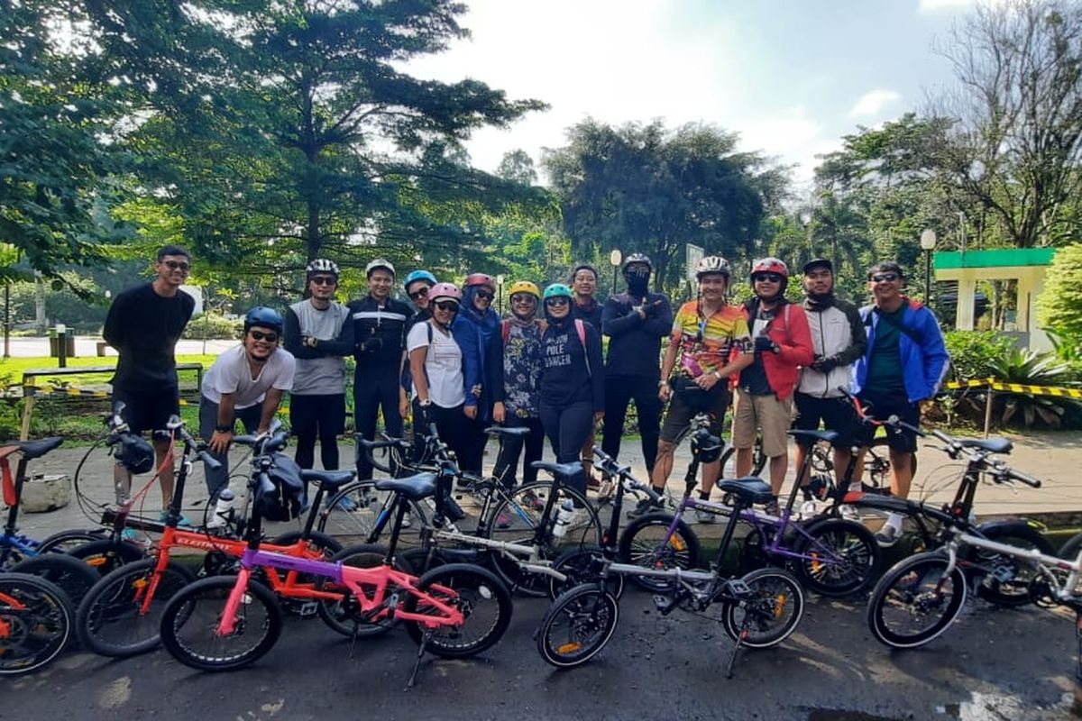 Komunitas Sepeda Tiba Tiba Suddenly Gowes