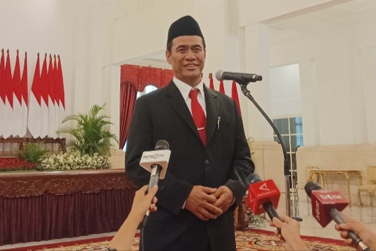 Mentan Amran Sulaiman saat memberikan keterangan pers di Istana Kepresidenan, Jakarta, Rabu (25/10/2023).