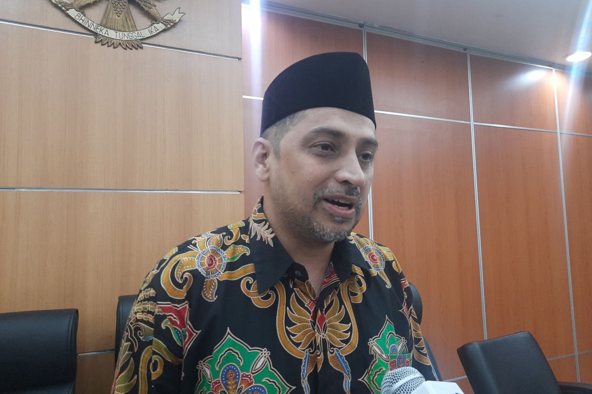 Anggota Fraksi PKS DPRD DKI Abdul Azis di ruang Komisi B, DPRD DKI, Senin (24/2/2020)