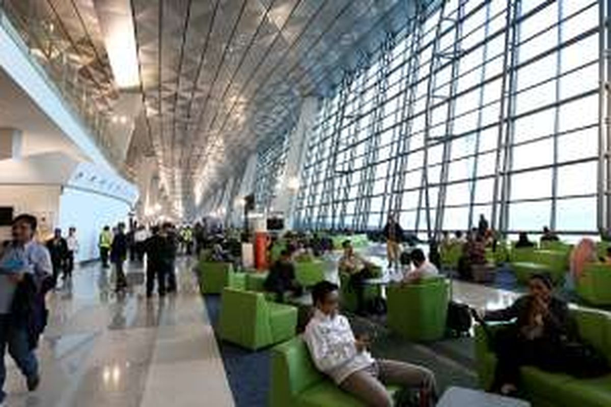 Suasana di Terminal 3 Ultimate Bandara Soekarno-Hatta, Tangerang, Banten, Selasa (9/8/2016). Terminal 3 Ultimate Bandara Soekarno-Hatta resmi beroperasi sepenuhnya hari ini.