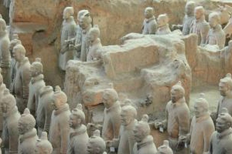 Terracotta adalah tujuan wisata utama di Kota Xi'an, Tiongkok.