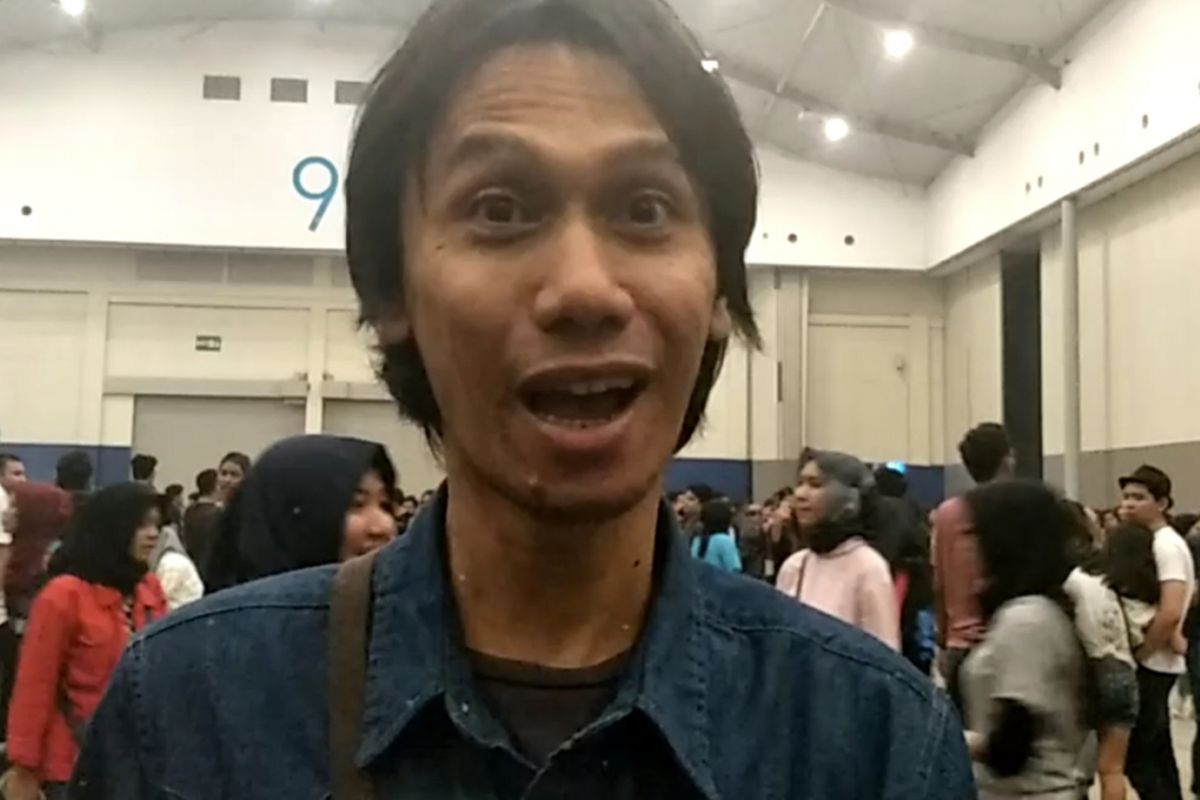 Gitaris Sheila on 7, Eross Chandra, ditemui setelah menonton konser Paramore di ICE BSD City, Tangerang, Sabtu (25/8/2018) malam.