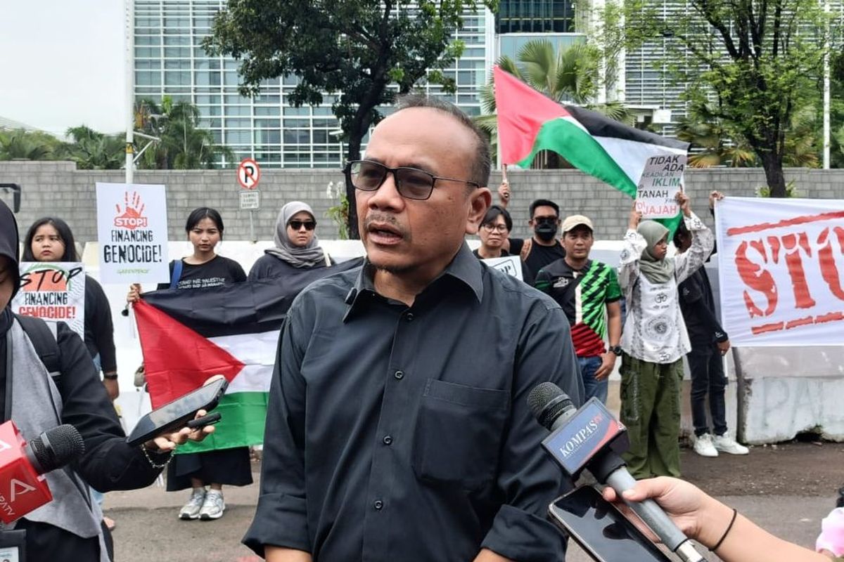 Enam Tuntutan Masa di Aksi Bela Palestina Depan Kedubes AS (Foto: Xena Olivia)