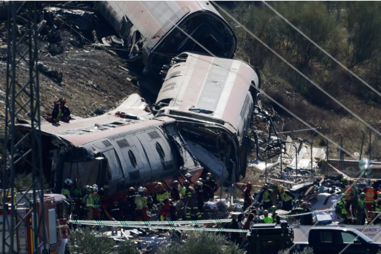 Cerita Penyintas Tabrakan Kereta di Spanyol, Penumpang Terlempar hingga Gerbong Hancur