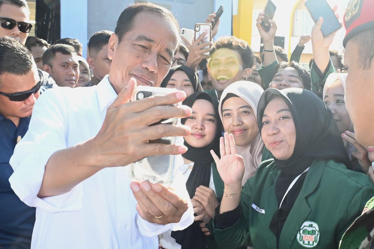 Presiden RI Joko Widodo meresmikan Pembangunan, Rehabilitasi, dan Renovasi Infrastruktur Pendidikan di Provinsi Kalimantan Tengah, Kamis (27/06/2024), di Kampus IAIN Palangkaraya, Kota Palangkaraya, Kalimantan Tengah.