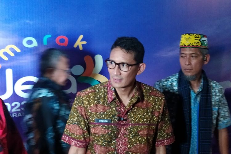 Menteri Pariwisata dan Ekonomi Kreatif Sandiaga Salahudin Uno saat ditemui di Kota Lama Semarang, Jawa Tengah