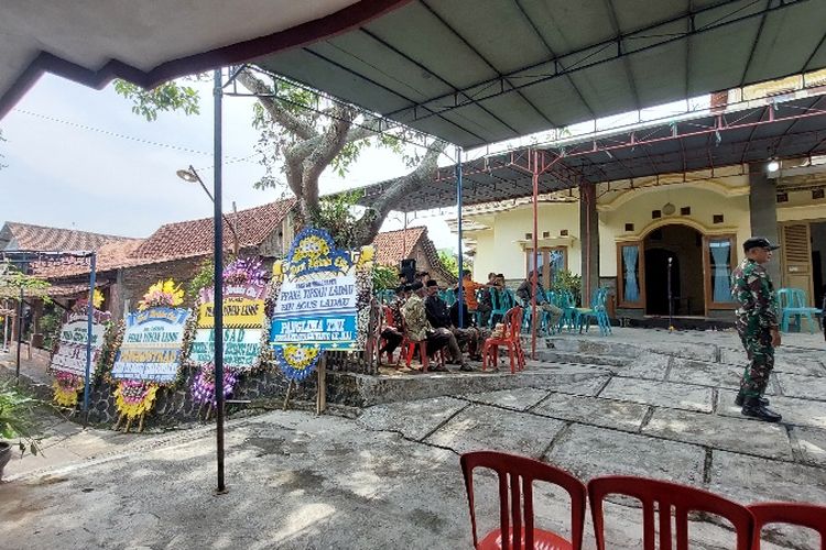 Suasana rumah duka Praka Yipsan Ladau di Glodogan Kelurahan Harjosari Kecamatan Bawen Kabupaten Semarang