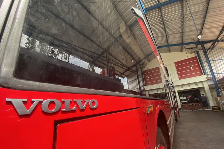 Bus baru PO Agra Mas