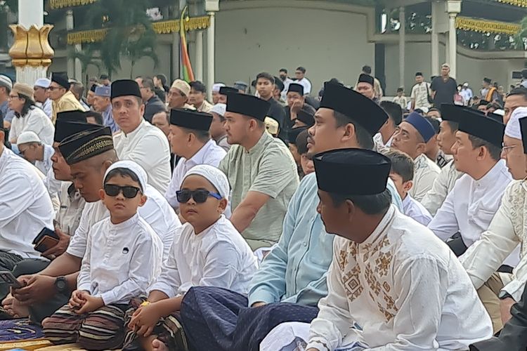 Ikuti Salat Idul Adha di Binjai, Gubernur Sumut Bobby Nasution: Yang Spesial Bisa Berbagi