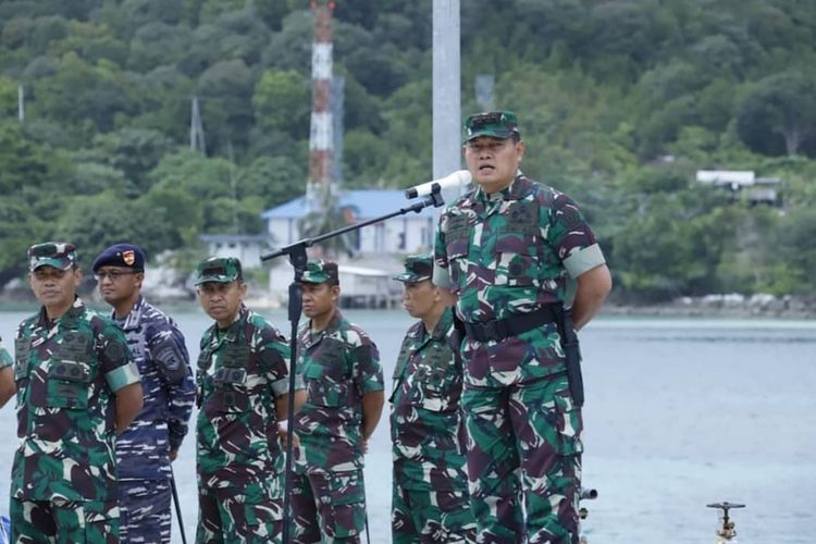 Panglima Komando Gabungan Wilayah Pertahanan (Pangkogabwilhan) I Laksdya TNI Yudo Margono mengatakan sampai saat ini masih terpantau dua kapal Coast Guard China dan satu kapal pengawasan perikanan milik pemerintah China berada di timur Laut Natuna.
