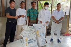 Mantan Gubernur Riau Borong 4 Ton Beras Hasil Petani di Dumai, Ini Alasannya