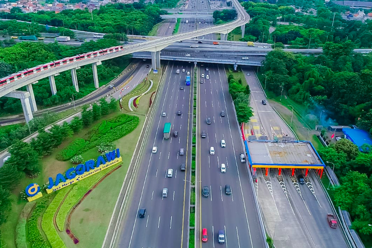 Jalan Tol Jakarta-Bogor-Ciawi (Jagorawi) yang meraih predikat jalan tol terbaik di Indonesia