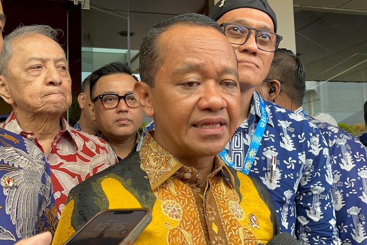 Bahlil Ungkap Alasan Harga BBM Nonsubsidi Tak Langsung Turun meski Minyak Dunia Turun