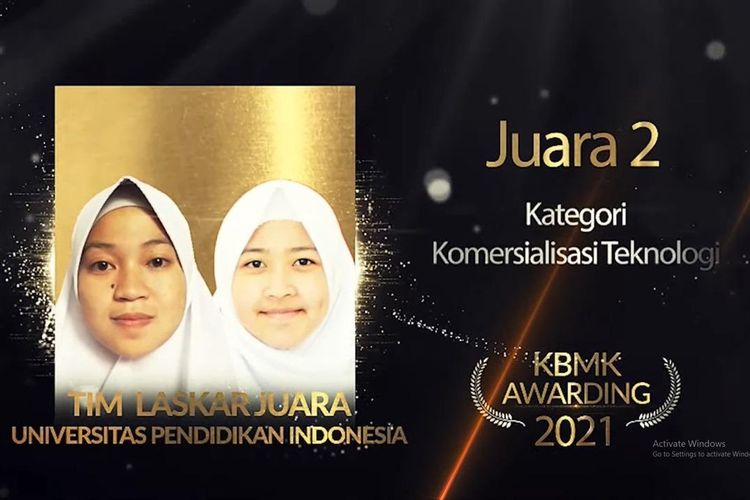 Tim Laskar Juara yang terdiri dari dua mahasiswa Universitas Pendidikan Indonesia (UPI) meraih juara dua kategori Komersialisasi Teknologi dalam Kompetisi Ilmu Bisnis, Manajemen, dan Keuangan (KBMK) 2021.