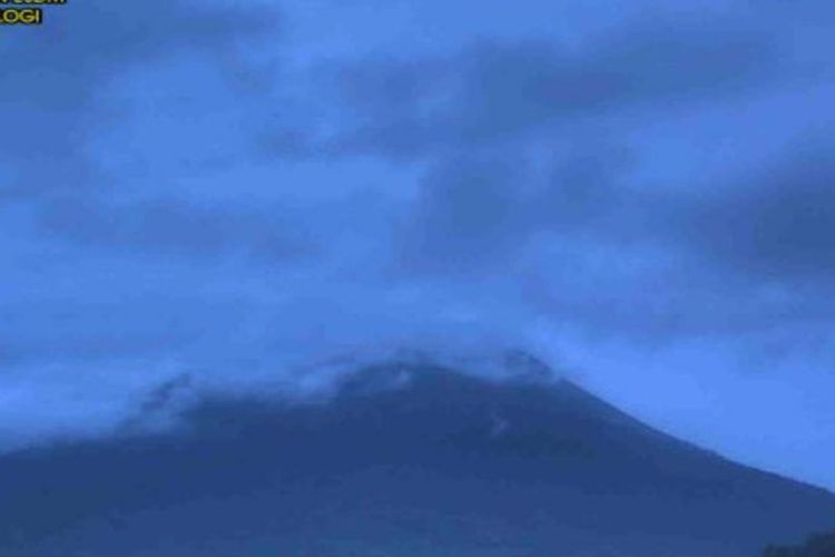 Visual Gunung Ile Lewotolok pada Rabu (13/3/2024) 