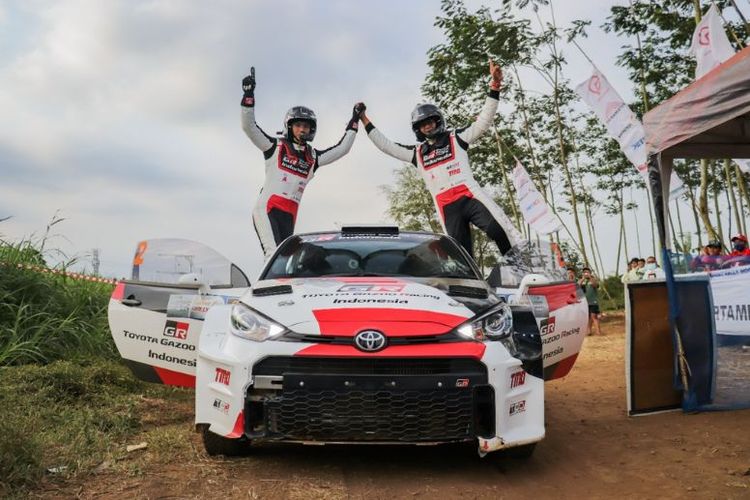 Ryan Nirwan dan co-driver Adi Indiarto  berhasil memenangkan lomba.