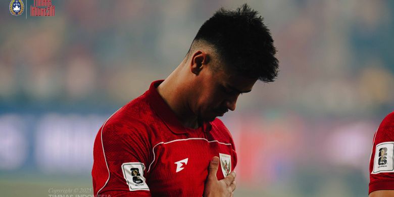 Mees Hilgers kembali ke Belanda setelah mengalami cedera saat timnas Indonesia kalah 1-5 dari Australia pada laga ketujuh di Sydney Football Stadium, Sydney, pada Kamis (20/3/2025).