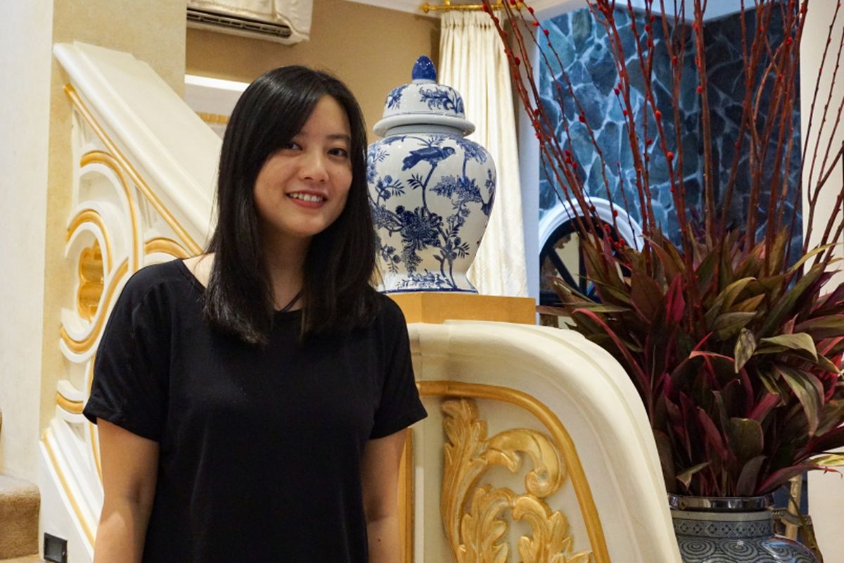 Artis peran Leony Vitria Hartanti saat menghadiri peluncuran aplikasi Yukk di Eastern Opulance, Jakarta Selatan, Kamis (1/3/2018).