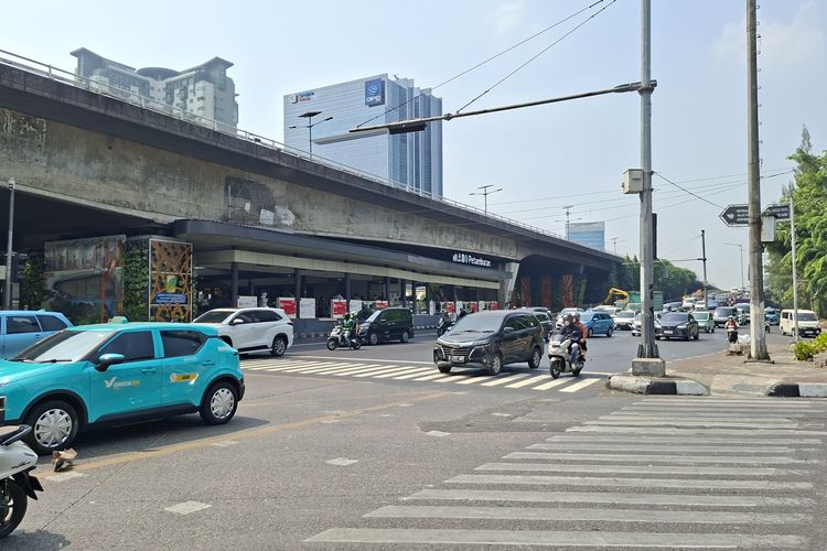 Efek Gas Air Mata Masih Terasa di Slipi Jakbar, Warga Keluhkan Mata Perih hingga Jumat Siang