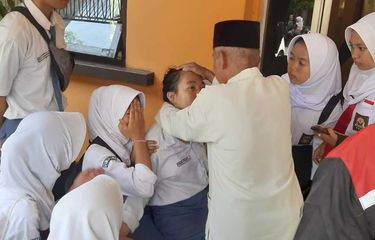 Histeria Massal di SMA Palembang, Sejumlah Siswa Teriak dan Menangis
