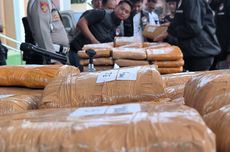 Polres Tangsel Sita 102 Keping Kue Ganja Siap Edar di Purwakarta