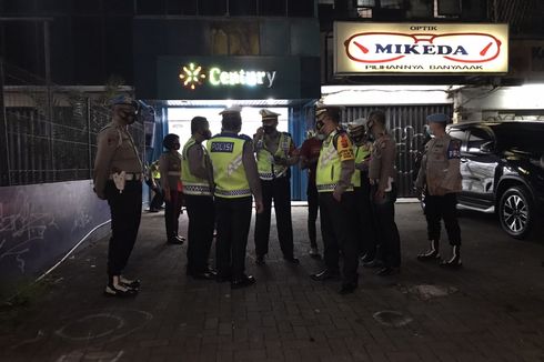 Ditlantas Polda Metro Jaya Gelar Olah TKP Kecelakaan di Pasar Minggu yang Libatkan Polisi dengan 3 Pemotor