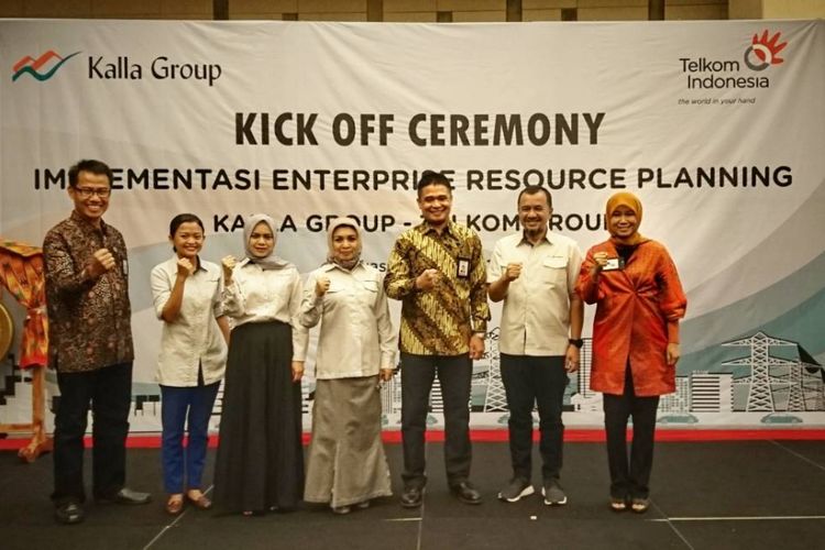 Kick Off Implementasi Enterprise Resource Planning (ERP) Kalla Group di Wisma Kalla, Makassar, Senin (8/5/2017).