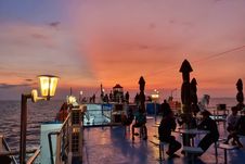 Pemandangan Indah di Atas Kapal KM Kirana VII Rute Surabaya-Lombok