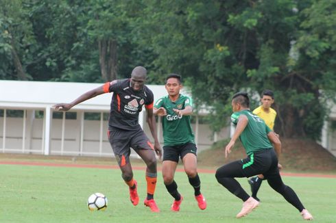 Berjiwa Predator, Alasan Semen Padang Kontrak Barthelemy