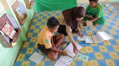 Kisah Warsiah dan 5 Metode Kepala Sekolah Bimbing Siswa Membaca