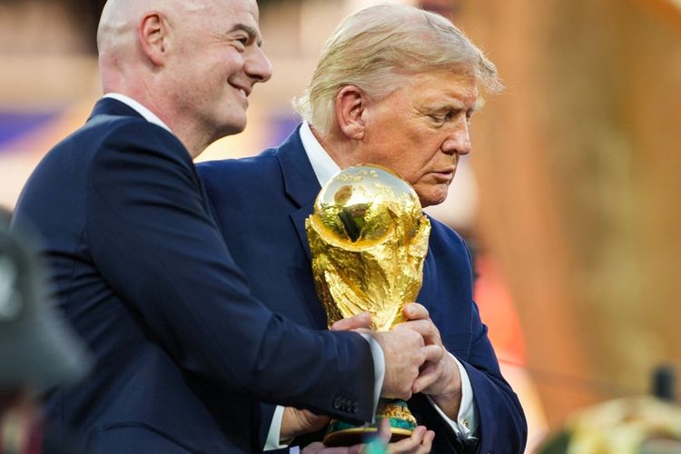 FIFA Disebut Mundur dari Rencana Penjualan Hak Komersial Piala Dunia