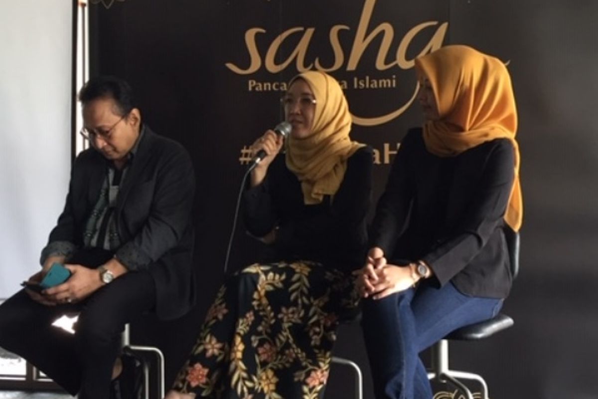 Diskusi kesehatan gigi dengan nara sumber dari kiri ke kanan: drg.Bambang Nursangsongko Sp.KG (K), Dr.Siti Sadiah, MSi, Apt, dan Danti Nastiti di Jakarta (27/11/2018).