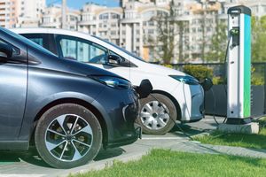 Harga Mobil Listrik Global Kini Lebih Murah dari Hybrid