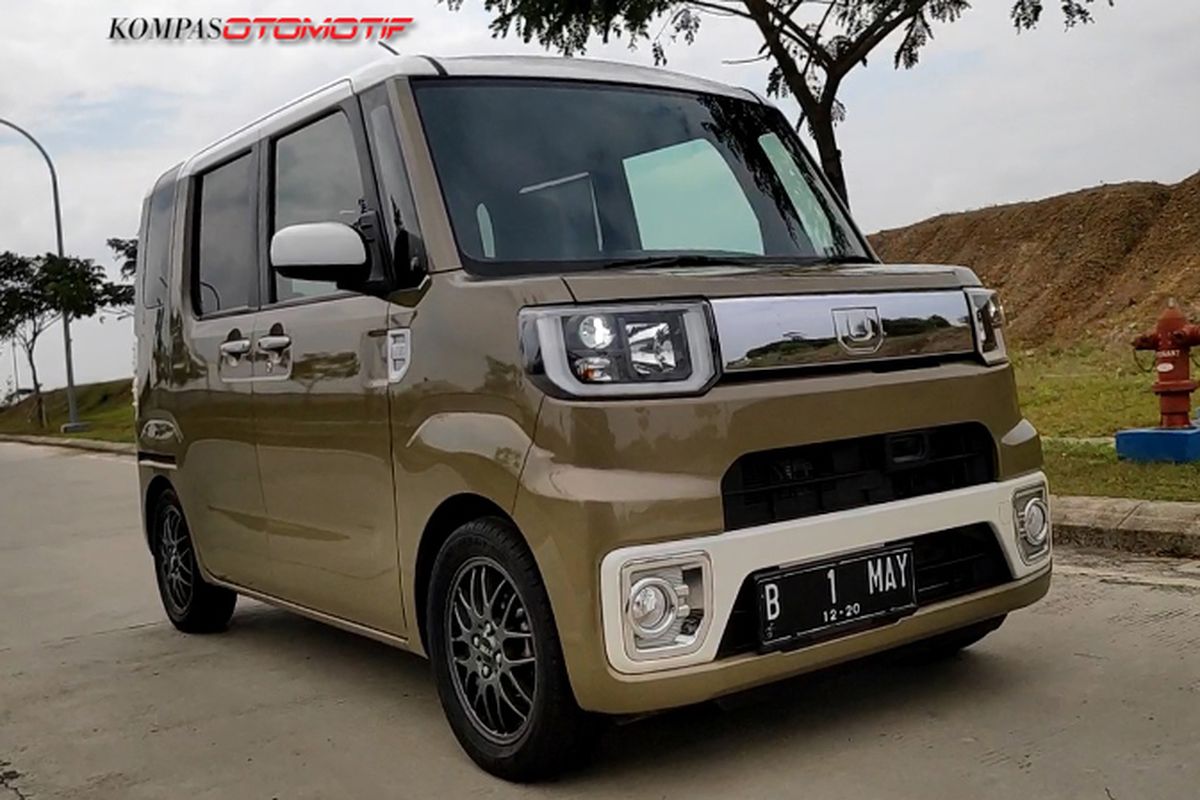 Test jalan Daihatsu Wake di Jakarta