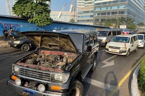 Jangan Anggap Sepele, Ini Fungsi Peredam Kap Mesin Mobil