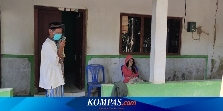 Cerita Bu Kadi dan Fitri, Tinggal di Kamar Penuh Kotoran, Tak Keluar Sejak Sang Ayah Meninggal
