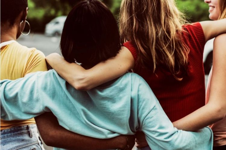 Selalu Paling Peka di Antara Teman? Kamu Mungkin 