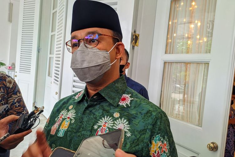 Gubernur DKI Jakarta Anies Baswedan saat ditemui di Balai Kota DKI Jakarta, Senin (20/12/2021).