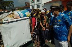 Puluhan Abang Becak di Sumedang Kecipratan Berkah Persib Juara