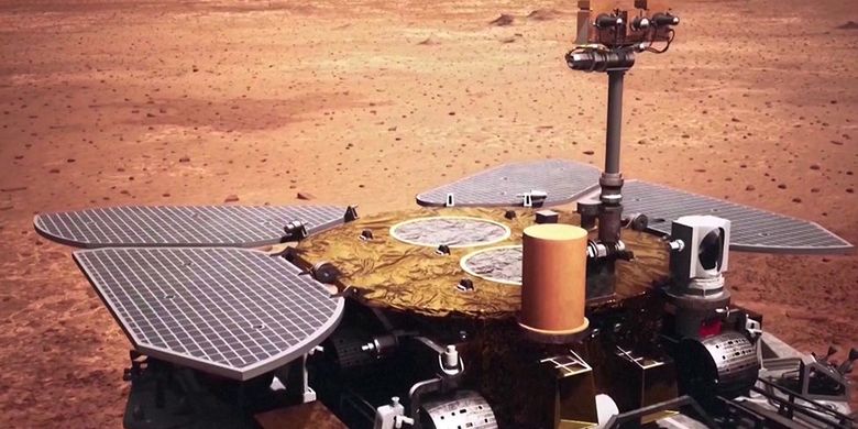 Robot Zhurong di Mars, bentuknya sangat mirip dengan robot Spirit dan Opportunity milik NASA.