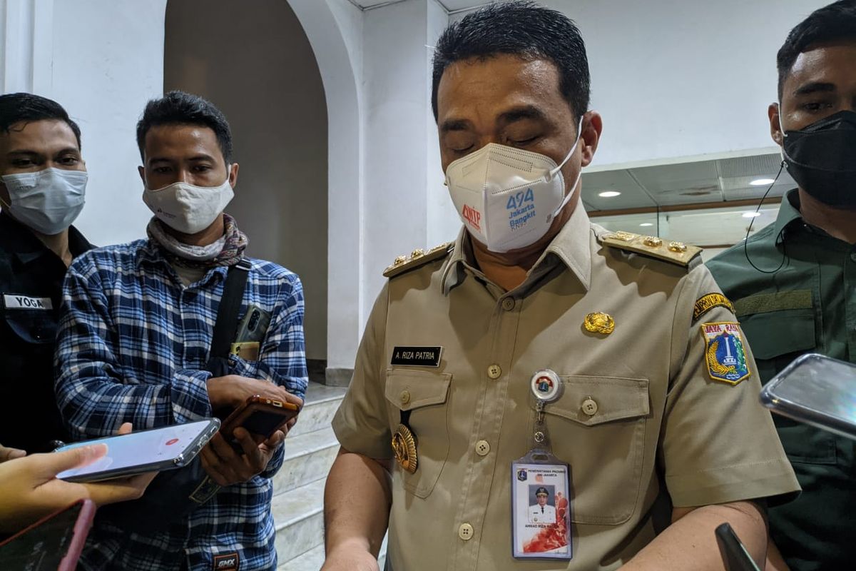 Wakil Gubernur DKI Jakarta Ahmad Riza Patria saat ditemui di Balai Kota DKI Jakarta, Senin (31/5/2021)
