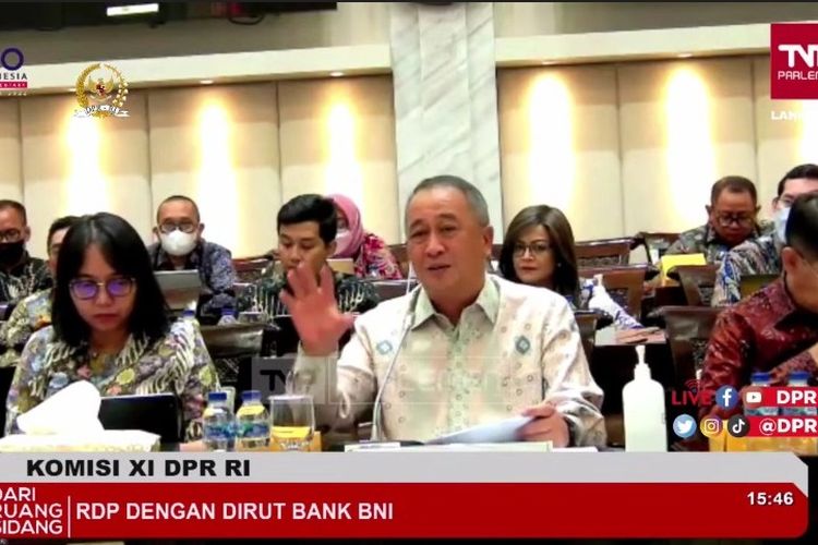 Direktur Utama BNI Royke Tumilaar saat rapat dengar pendapat dengan Komisi XI DPR RI, Selasa (27/9/2022).