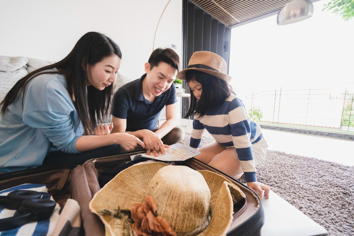 Indonesian Family Challenges: Strengthening Relationships in the Digital Era