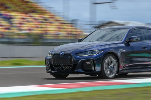 Mobil Listrik BMW i4 Jadi Safety Car Ajang Shell Eco-Marathon 2022